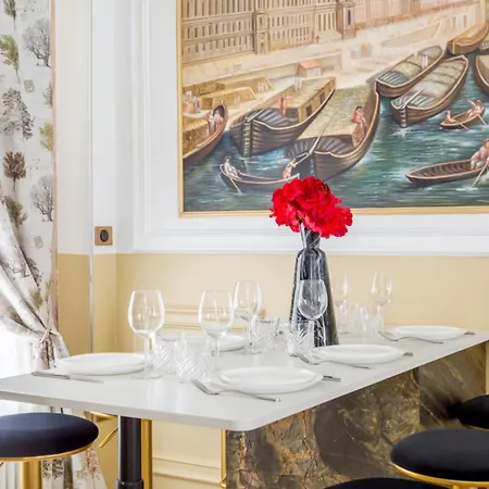 Апартаменты Merveil -luxury -champs Elysees-haussmann Ii *